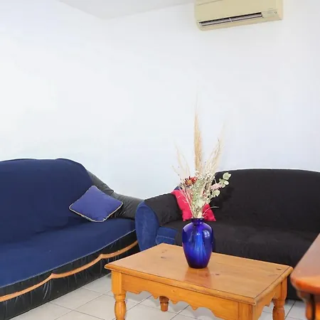 Bright 90m Close To The Sea Wifi Apartment *